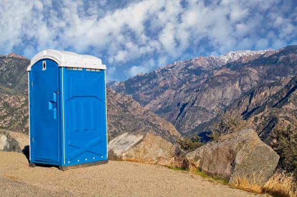 Portable Toilets for Disaster Relief Sites in Runaway Bay, TX